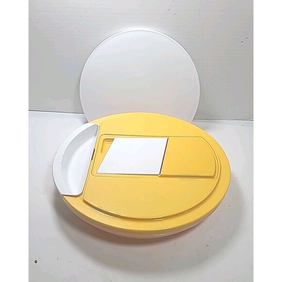 Complete Vintage Tupperware Yellow Grater Cutting Board Slicer Set - Picture 3 of 7